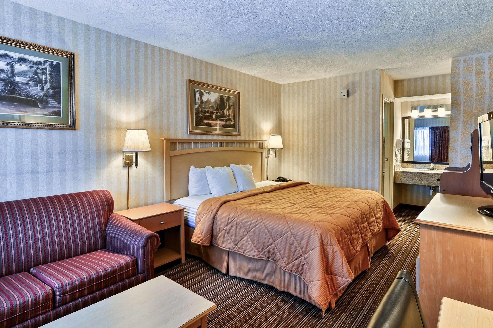 Quality Inn Barkeyville Exterior foto